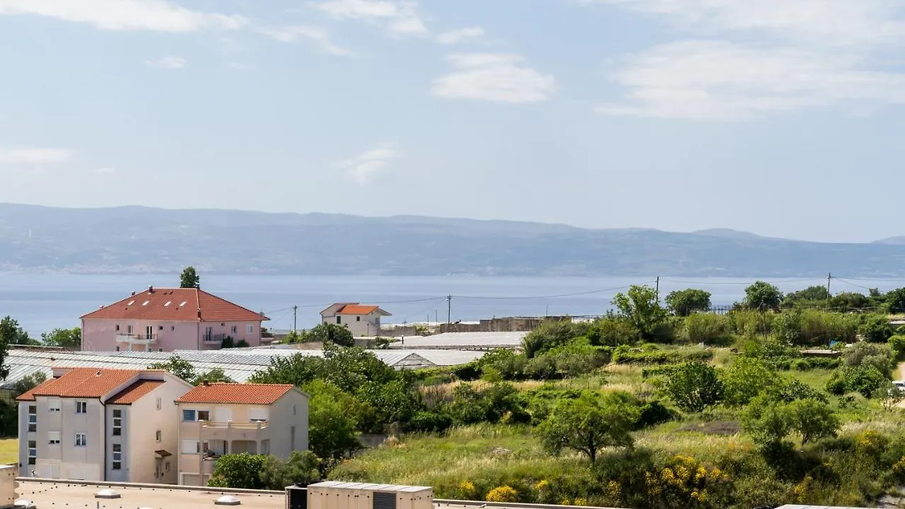 A2 - Modern Apt With The Terrace & Sea View Apartamento Split