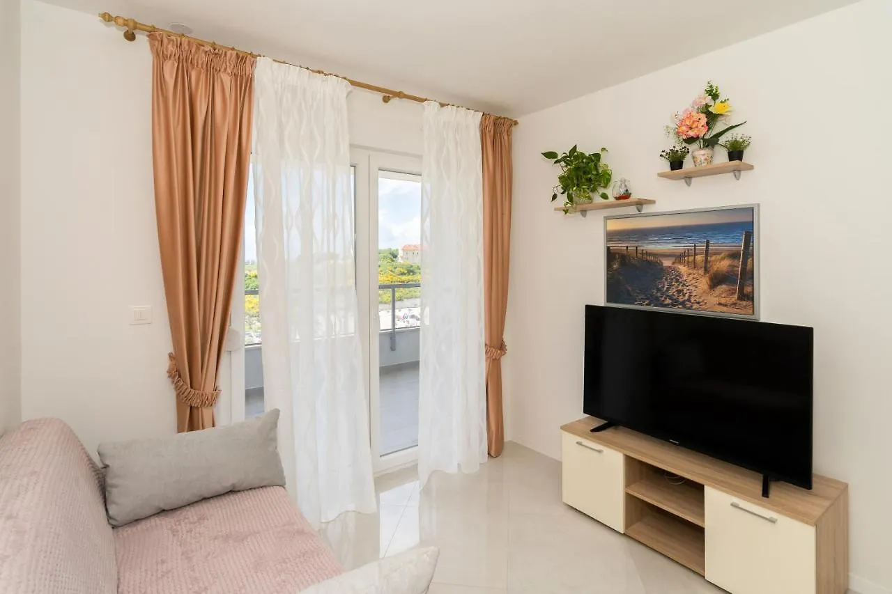 A2 - Modern Apt With The Terrace & Sea View Apartment Split